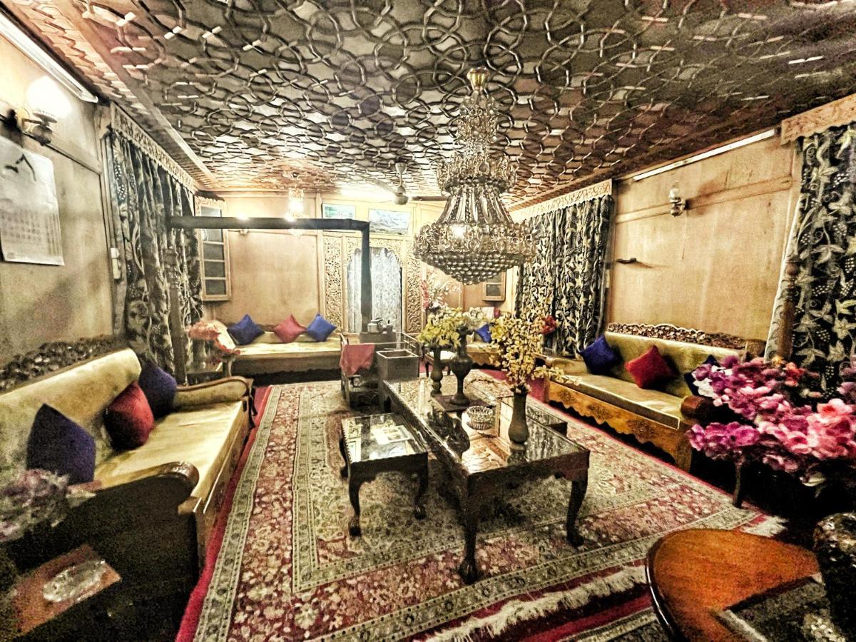 Lake Victoria Houseboats Bed and Breakfast Σριναγκάρ Εξωτερικό φωτογραφία