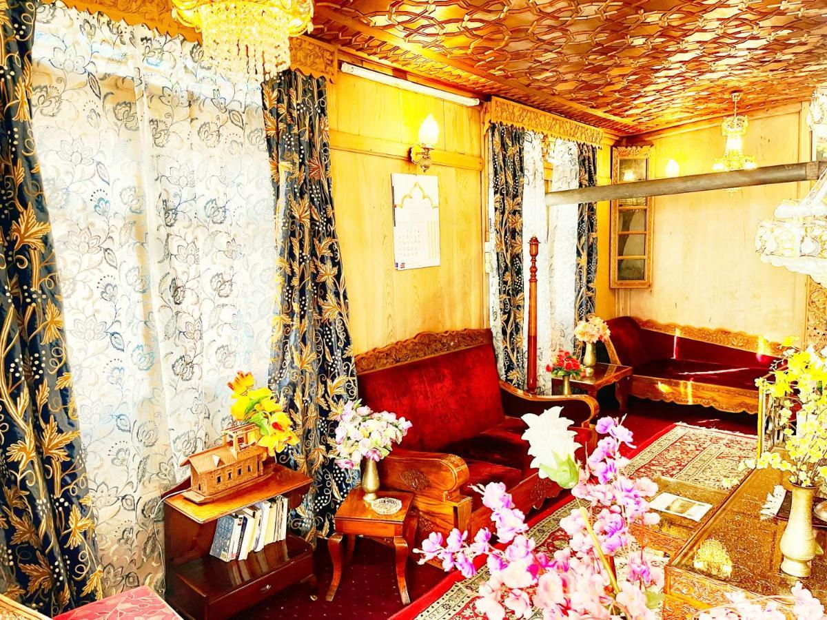 Lake Victoria Houseboats Bed and Breakfast Σριναγκάρ Εξωτερικό φωτογραφία
