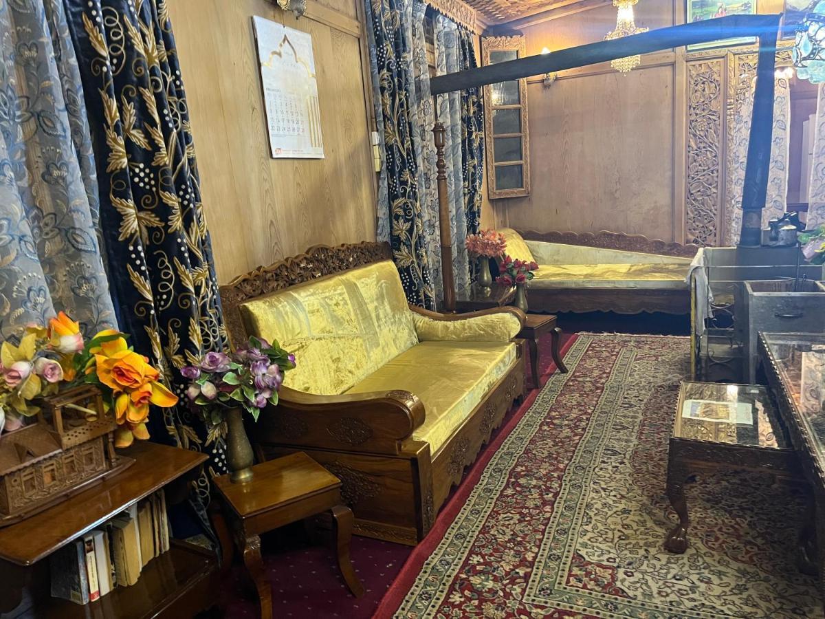 Lake Victoria Houseboats Bed and Breakfast Σριναγκάρ Εξωτερικό φωτογραφία